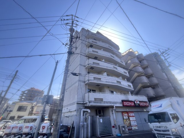 建物外観　駅徒歩すぐの分譲マンション♪
