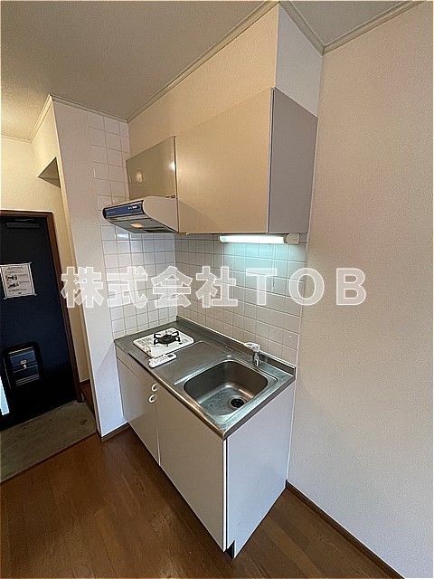 キッチン　※別部屋参考写真※