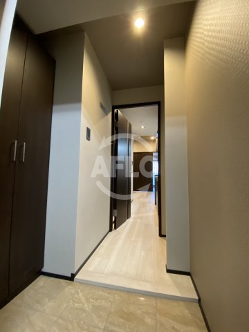 玄関　ブエナビスタ桜ノ宮イースト　玄関