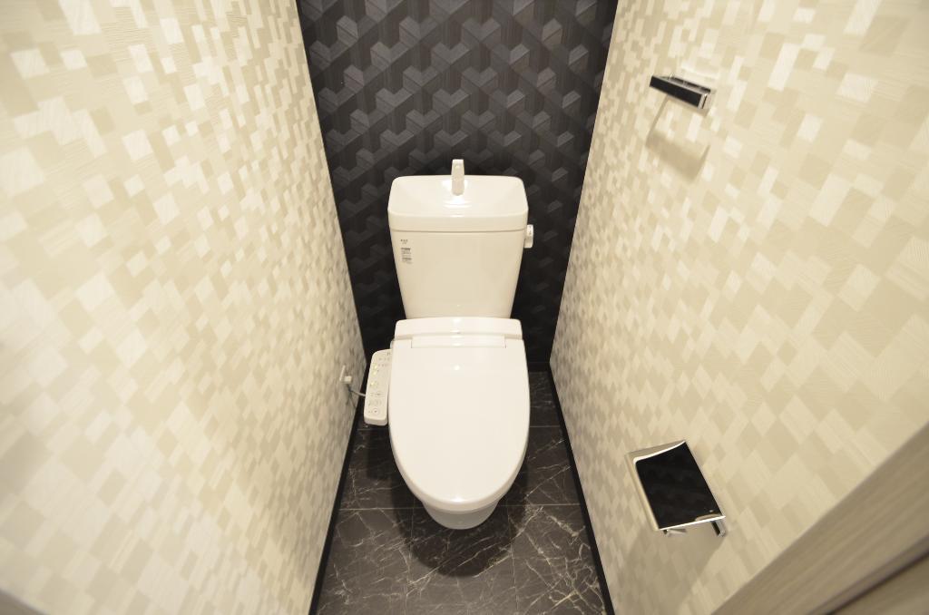 トイレ　シャワー付トイレ