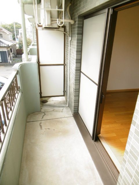 バルコニー　南向きのベランダです。