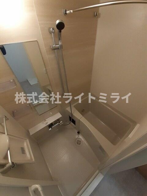 バス・シャワールーム　?