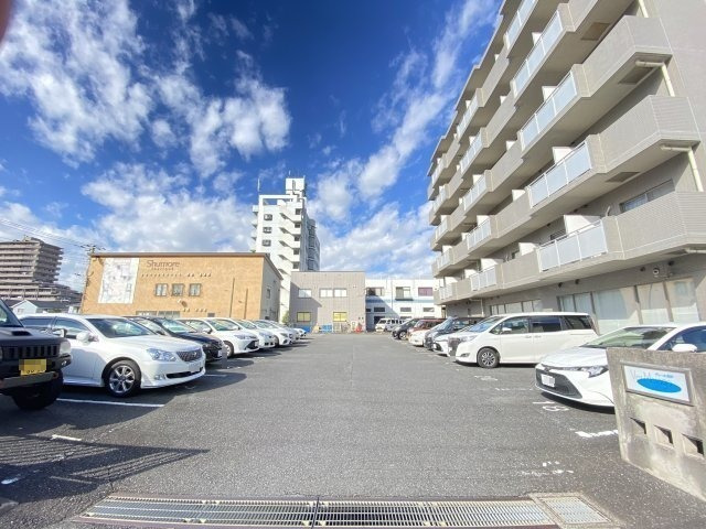 駐車場　月額13 200円の平置き駐車場★