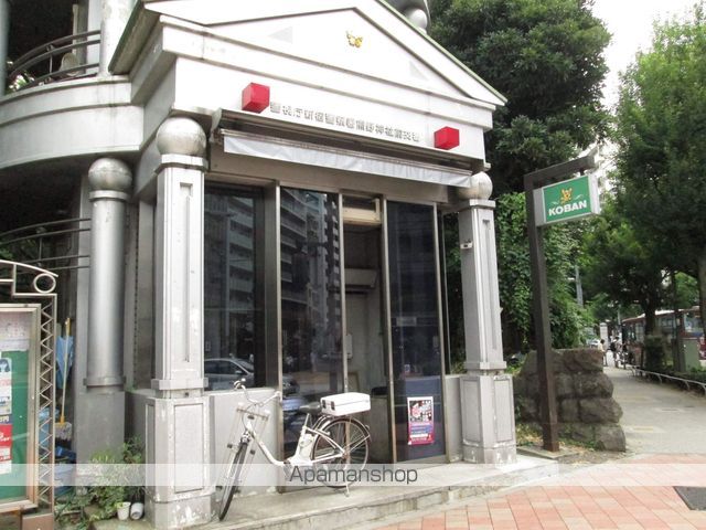 警察署・交番　新宿警察署　熊野神社前交番（警察署・交番）まで318m