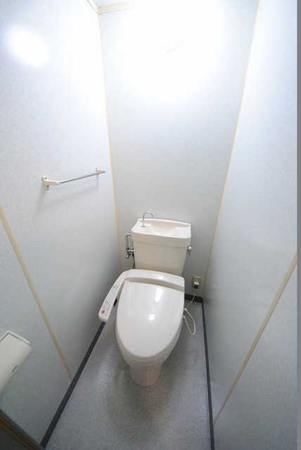 トイレ　写真は２０５号室