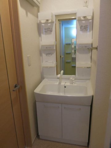 洗面設備　広い洗面スペース
