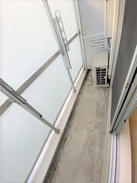 バルコニー　バルコニーあります