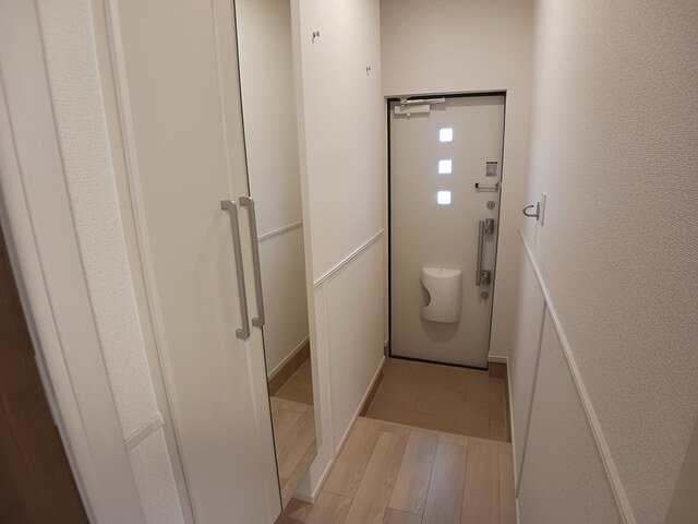 玄関　収納もある玄関です