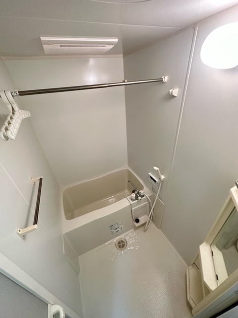 バス・シャワールーム　別部屋参考写真です