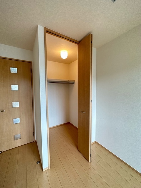 収納　別部屋参考写真です
