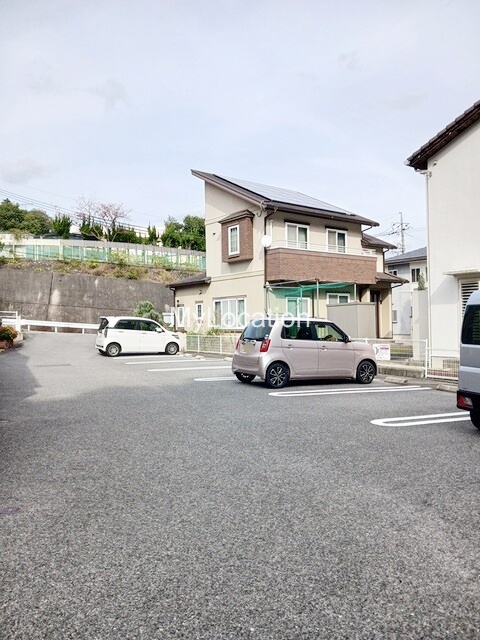駐車場　☆敷地内に駐車場があります☆