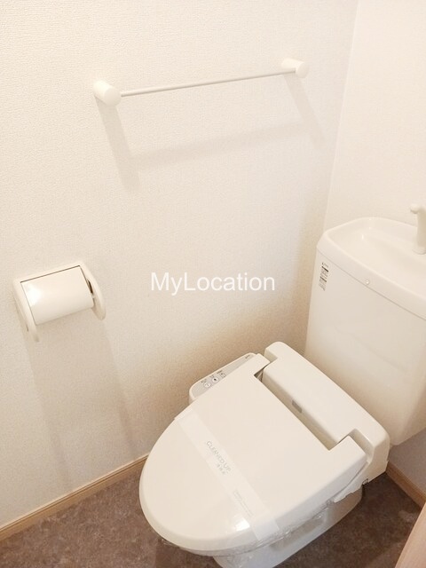 トイレ　☆清潔感のあるトイレです☆