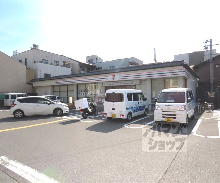 コンビニ　セブンイレブン京都佐井通丸太町店（コンビニ）まで150m