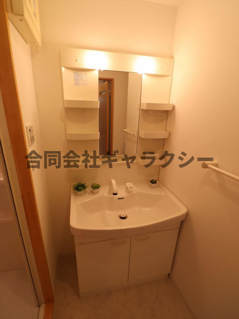 洗面設備　独立洗面台