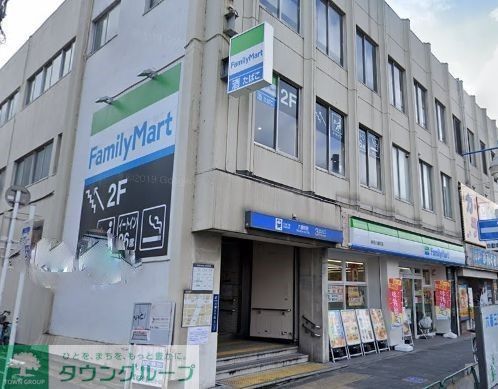 コンビニ　ファミリーマート熱田六番町店（コンビニ）まで50m