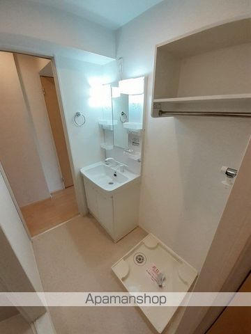 ＪＲ予讃線 伊予西条駅 徒歩30分 2階建 築8年の内装写真