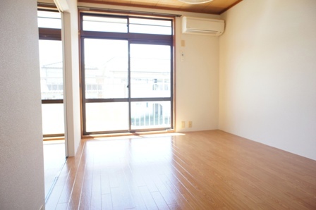 居室・リビング　洋室