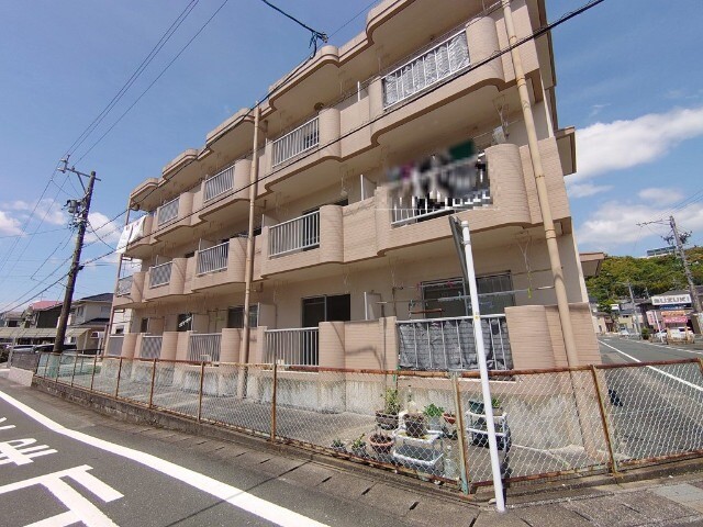 浜松市浜名区細江町気賀のマンションの建物外観