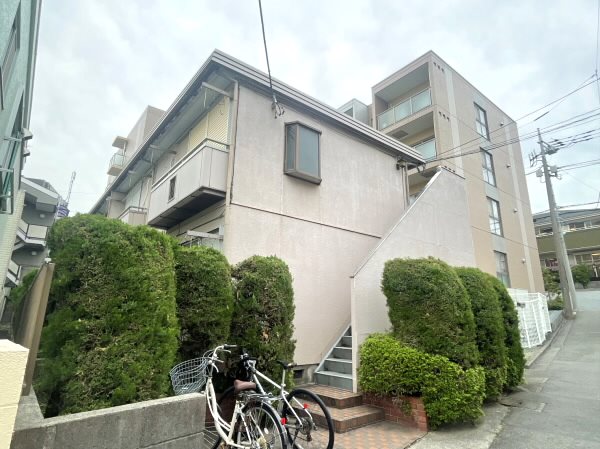 東京都調布市西つつじケ丘４（アパート）の賃貸物件の外観