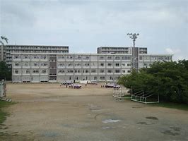 【ライフタウンIIの小学校】