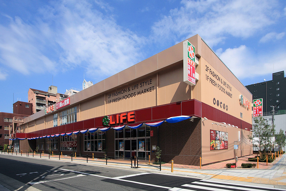 【大阪市浪速区日本橋のマンションのスーパー】