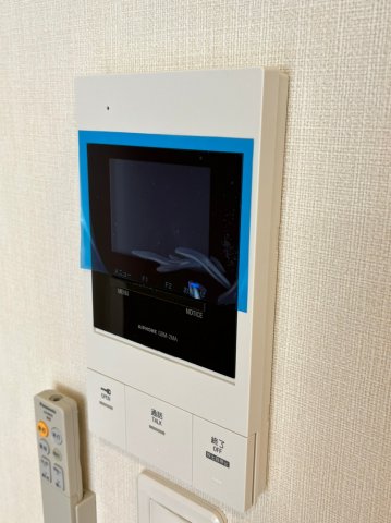 【大阪狭山市東茱萸木のマンションのセキュリティ】