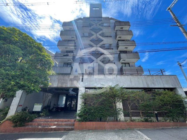 大阪市阿倍野区阪南町のマンションの建物外観