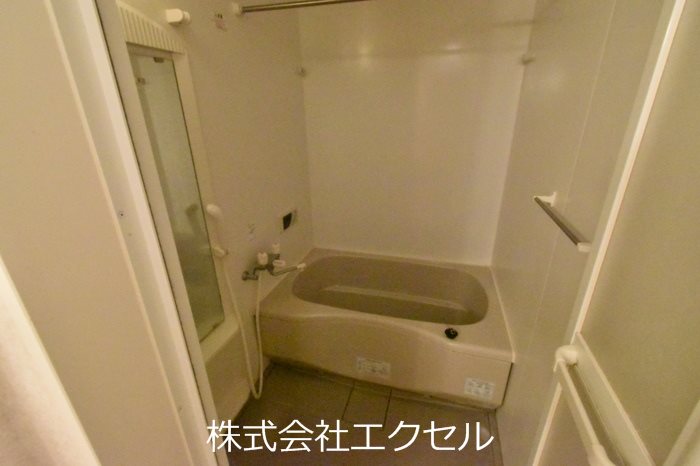 バス・シャワールーム　追い焚き付き