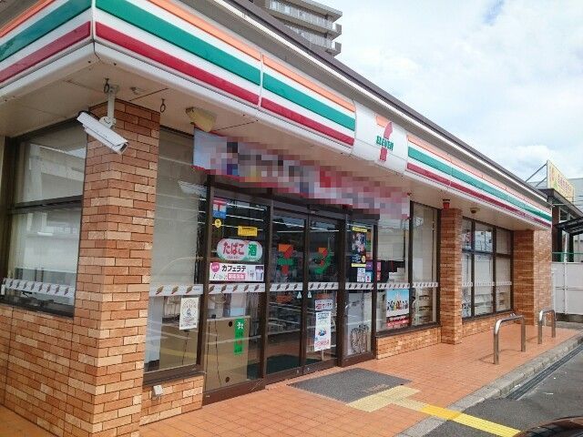 【京田辺市三山木山崎のアパートのコンビニ】