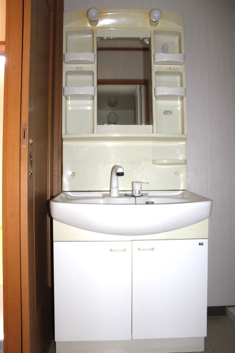 洗面設備　シャンプードレッサー