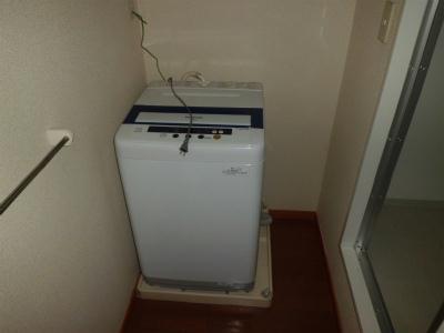 その他設備　洗濯機。
