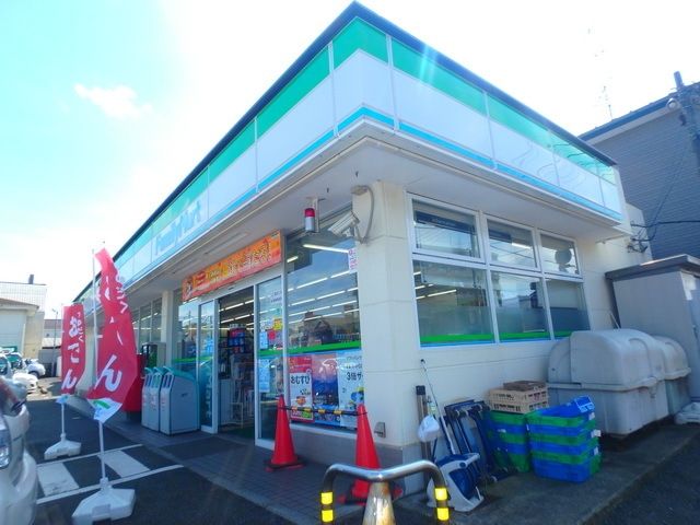 【松戸市二十世紀が丘柿の木町のアパートのコンビニ】