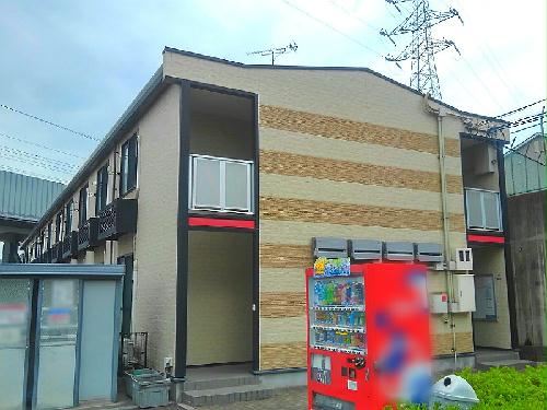 【レオパレスベルハイム笠山の建物外観】