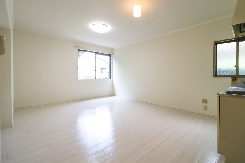 居室・リビング　図面と現状に相違がある場合には現状を優先