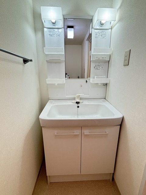 洗面設備　洗面化粧台