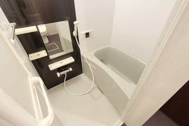 バス・シャワールーム　※１０１号室室内参照