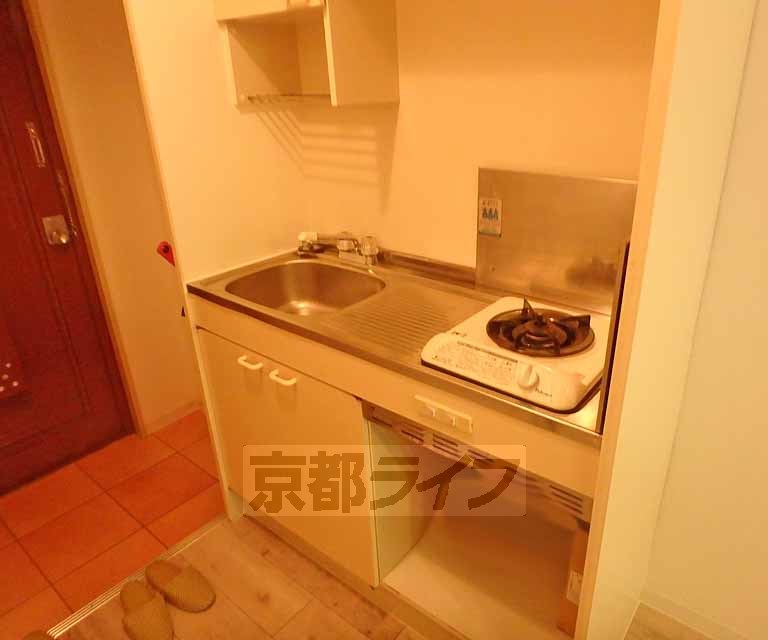 キッチン　調理スペースがあるので調理もし易いですね