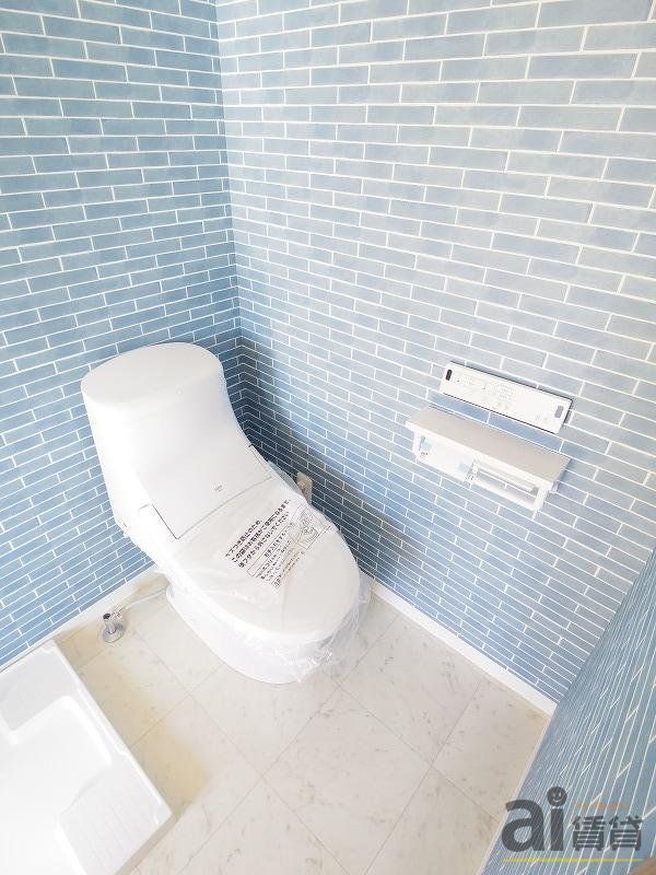 トイレ　※同仕様写真