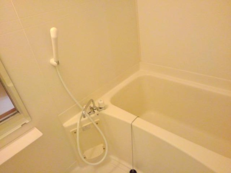 バス・シャワールーム　図面と現状に相違がある場合には現状を優先