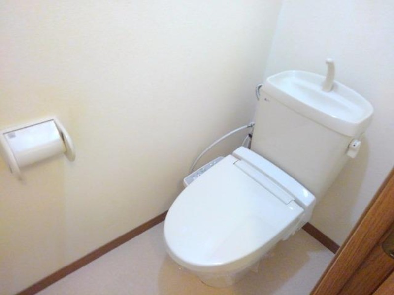 トイレ　図面と現状に相違がある場合には現状を優先