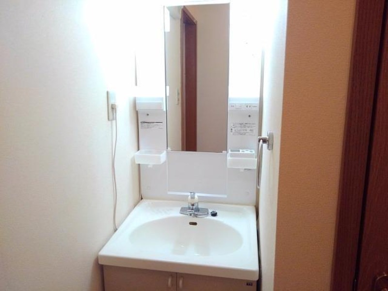 洗面設備　図面と現状に相違がある場合には現状を優先