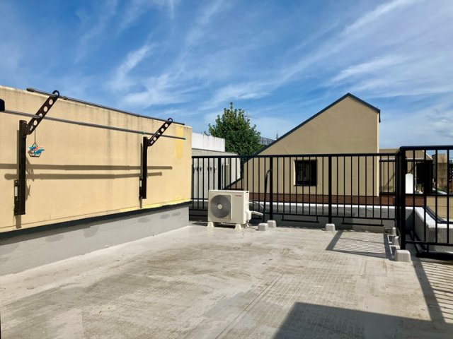 バルコニー　外からの目が気にならないバルコニーで洗濯物が干せます