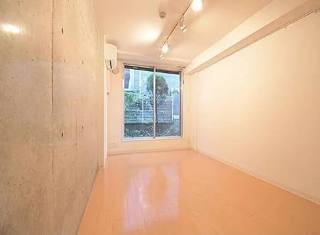 居室・リビング　別室参考画像です。