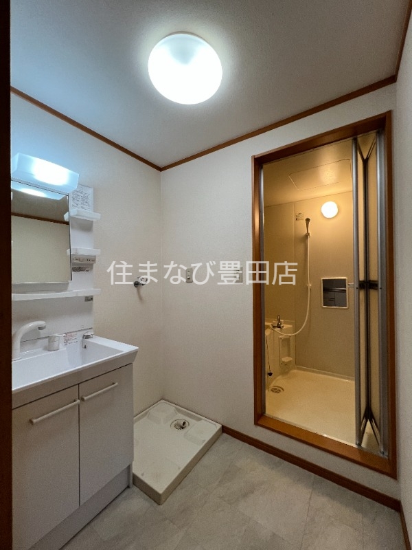 洗面設備　同型別部屋写真