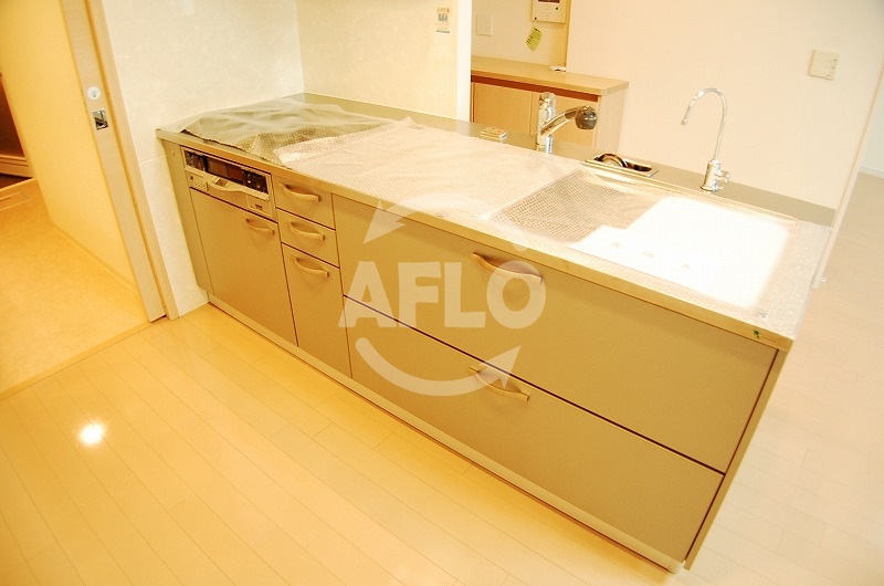 キッチン　ローレルタワー難波　キッチン