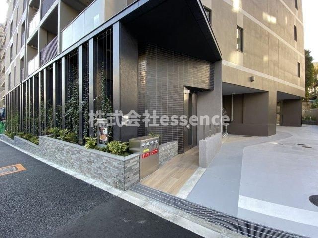 駐車場　弊社ではオンライン対応・現地対応可能です♪