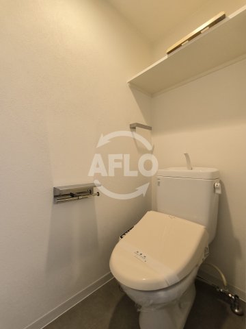 トイレ　フロンティアタワー九条II　温水洗浄便座