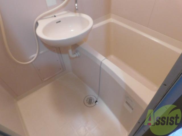 バス・シャワールーム　綺麗なお風呂場です。