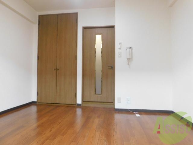 居室・リビング　非常に綺麗な室内です。