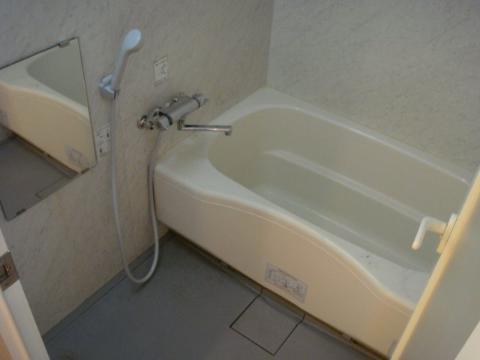 バス・シャワールーム　バス